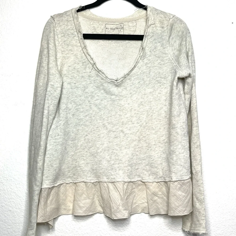 Free People We The Free Ivory V-Neck‎ Raw Hem Sweatshirt With Ruffle Size XS